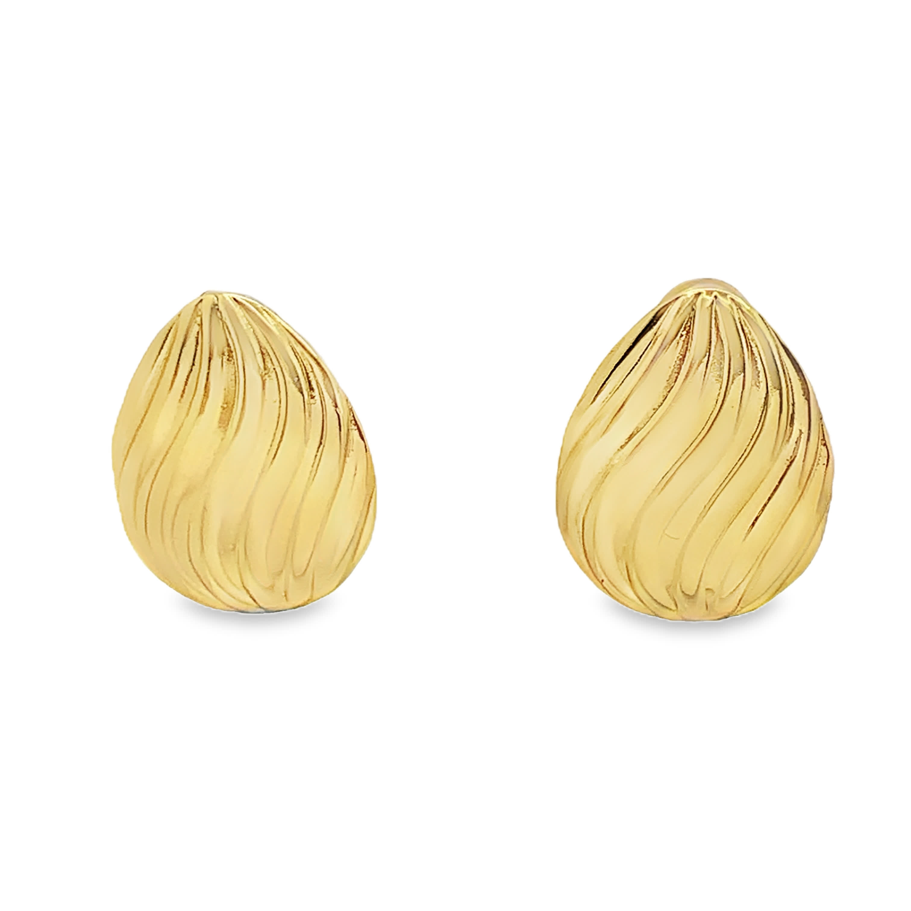 Kolczyki z teksturą ze złoconej stali