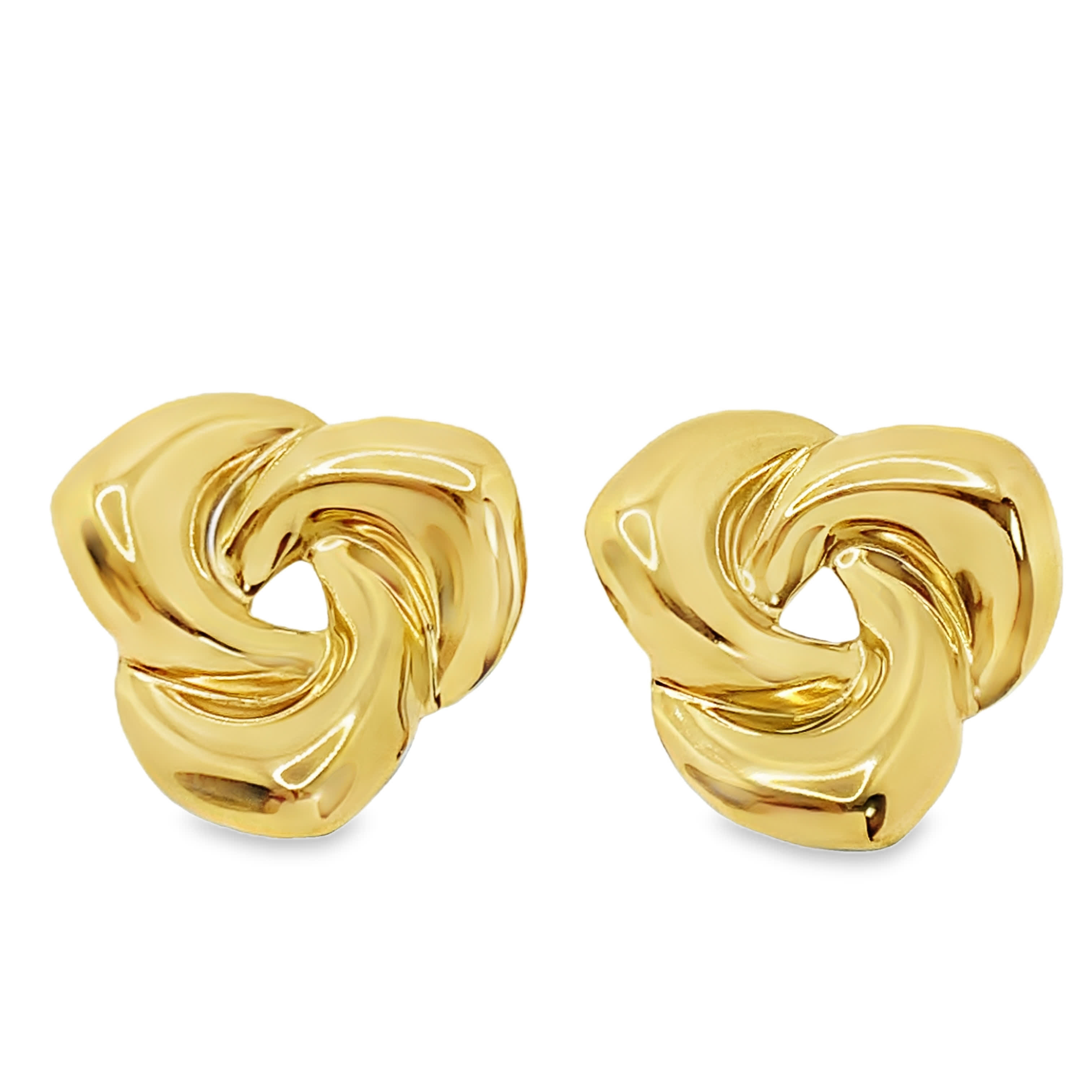 Rzeźbiarskie złocone kolczyki: nowoczesna elegancja