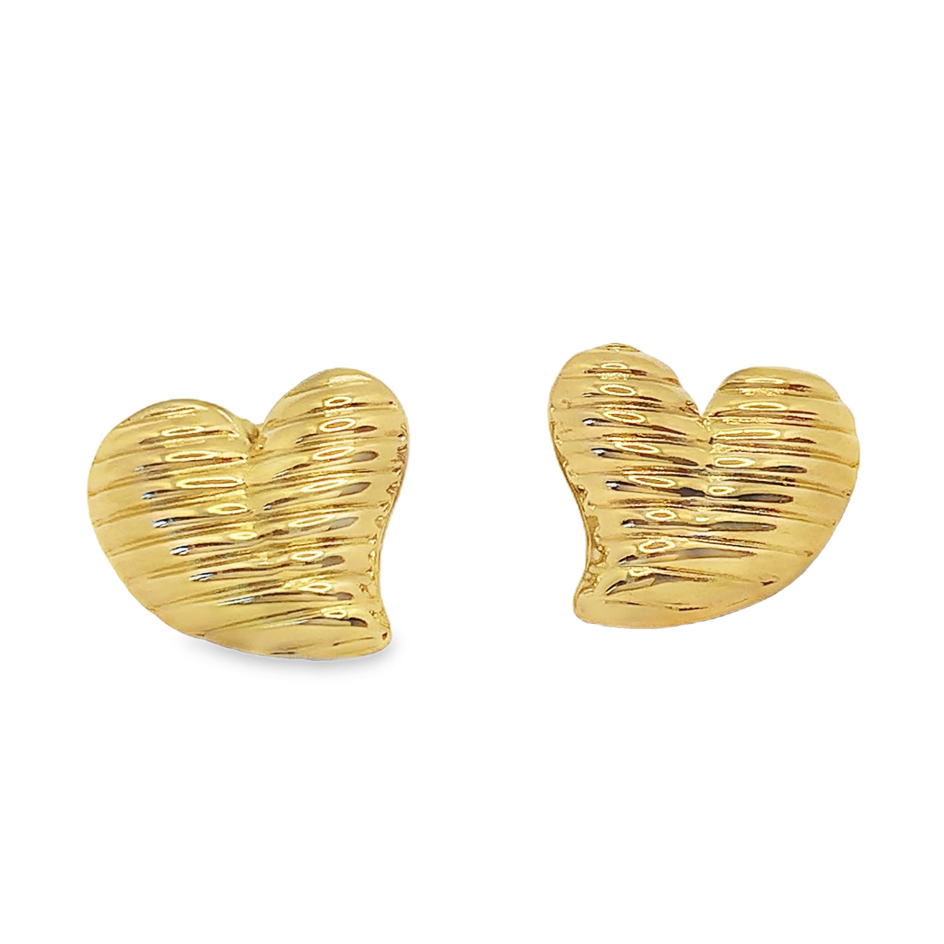 Kolczyki w kształcie serca ze złoconej stali