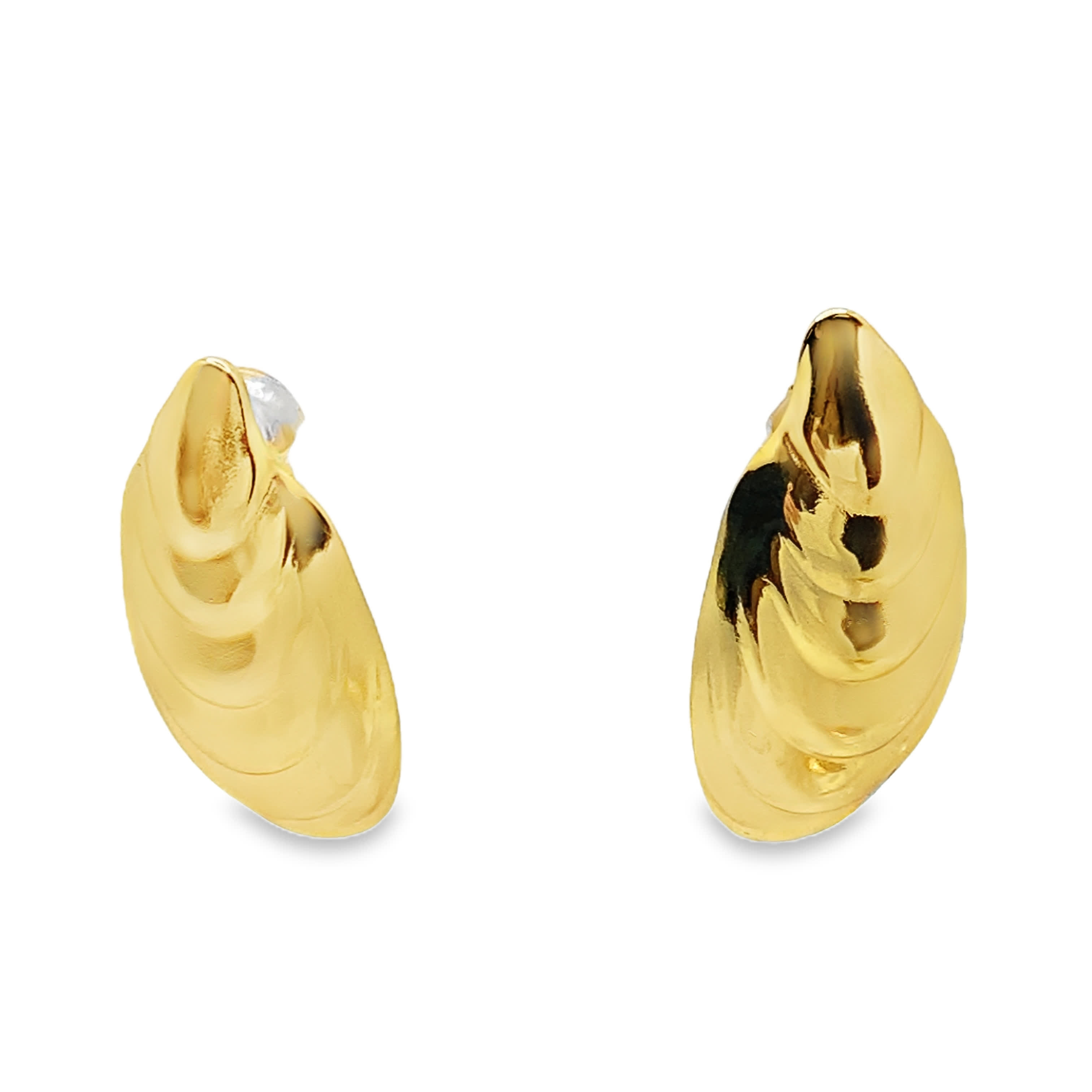 Rzeźbiarskie złocone kolczyki: nowoczesna elegancja