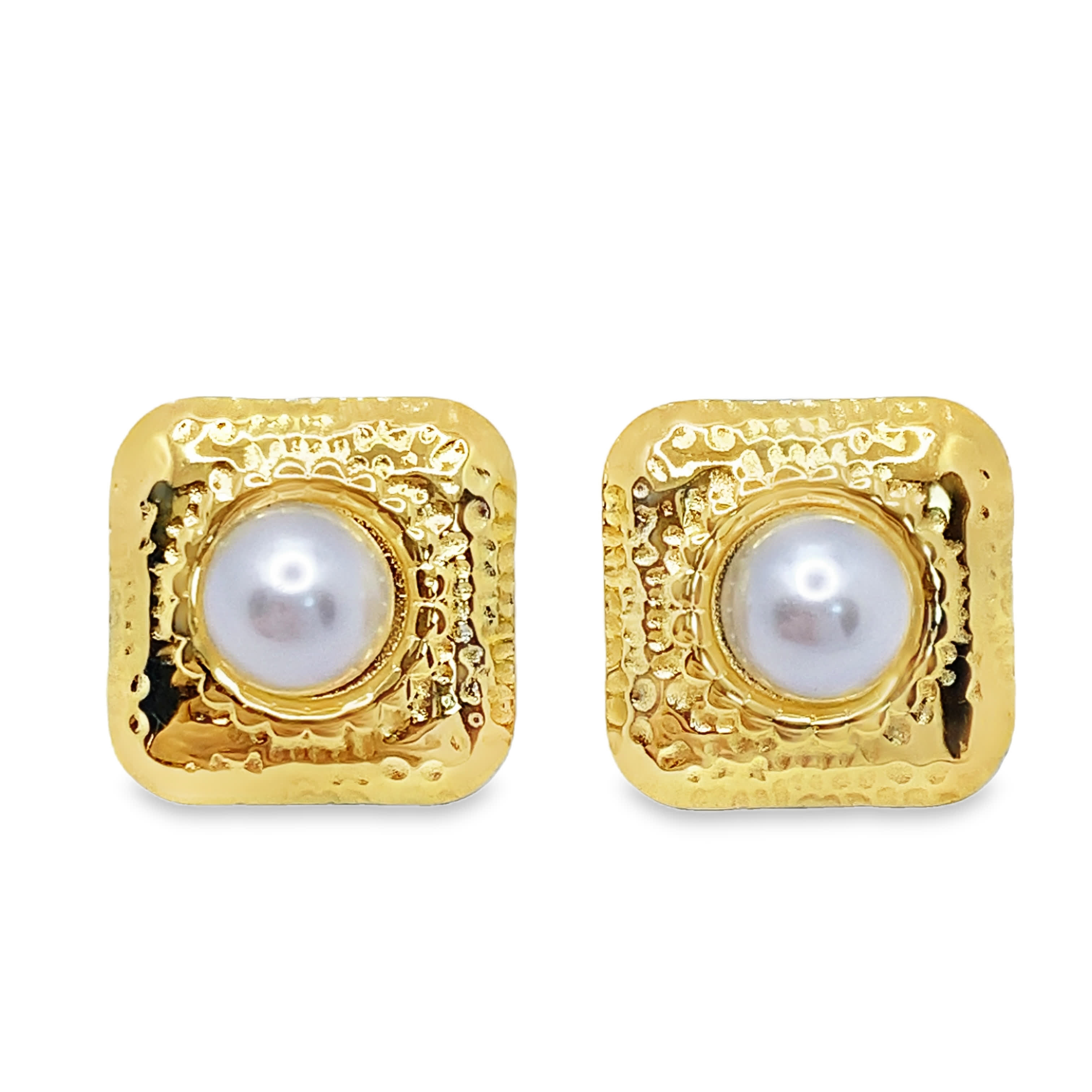 Złocone kolczyki z perłami kaboszonowymi