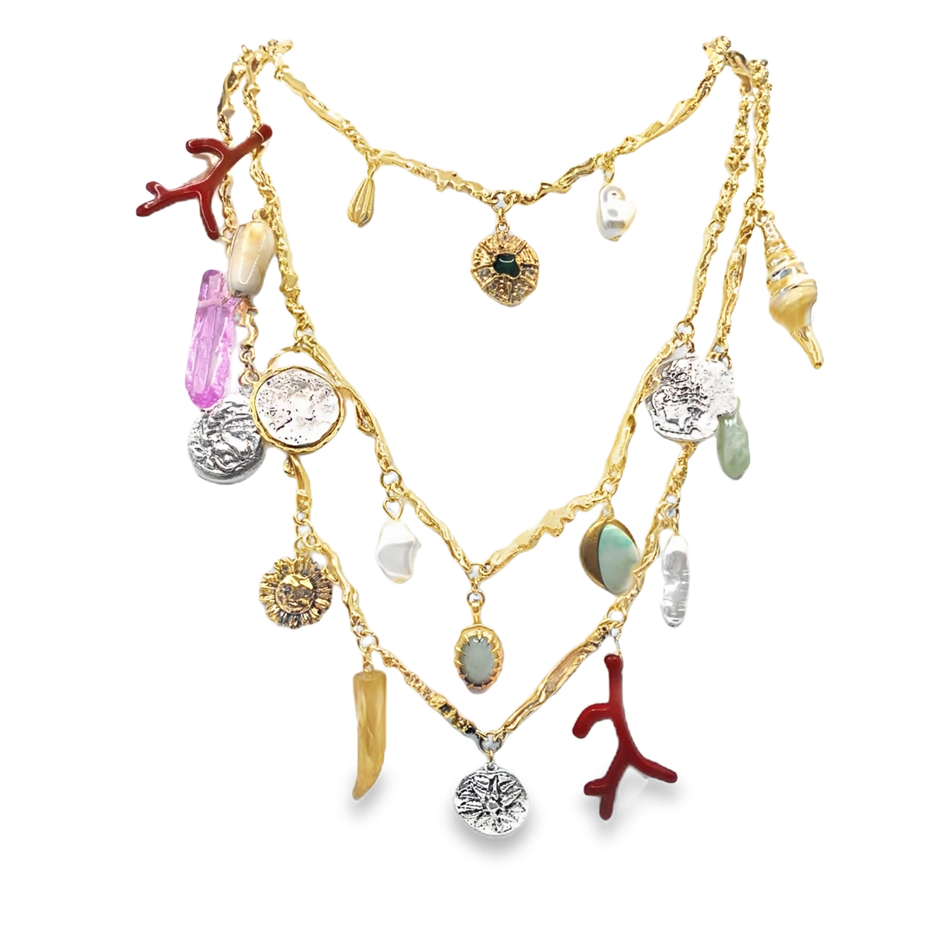 Naszyjnik z trzema pasmami perł barokowych w kolorze żółtego złota