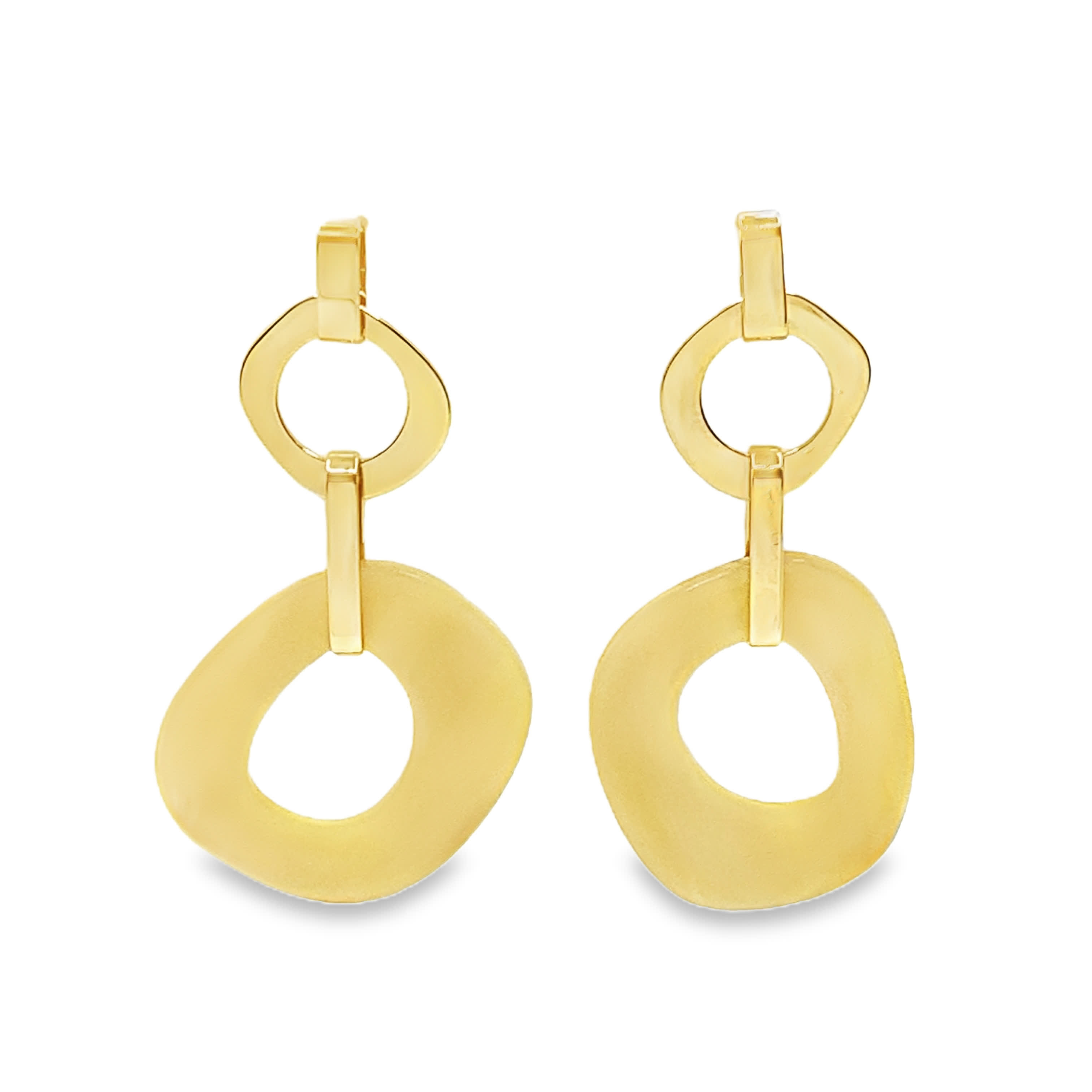 Współczesne wiszące kolczyki w kolorze żółtego złota