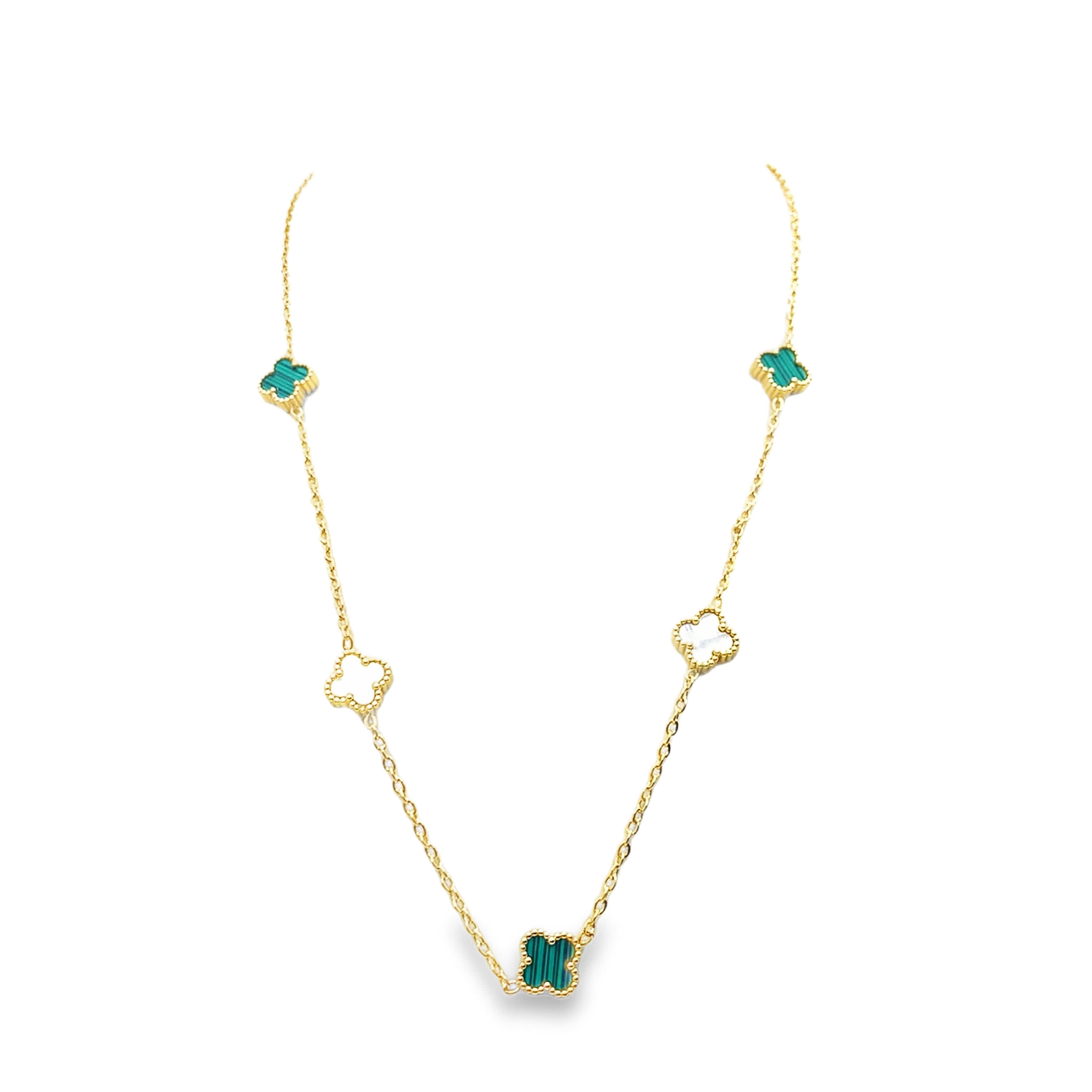 Naszyjnik z żółtego złota z okrągłymi malachitowymi koniczynkami