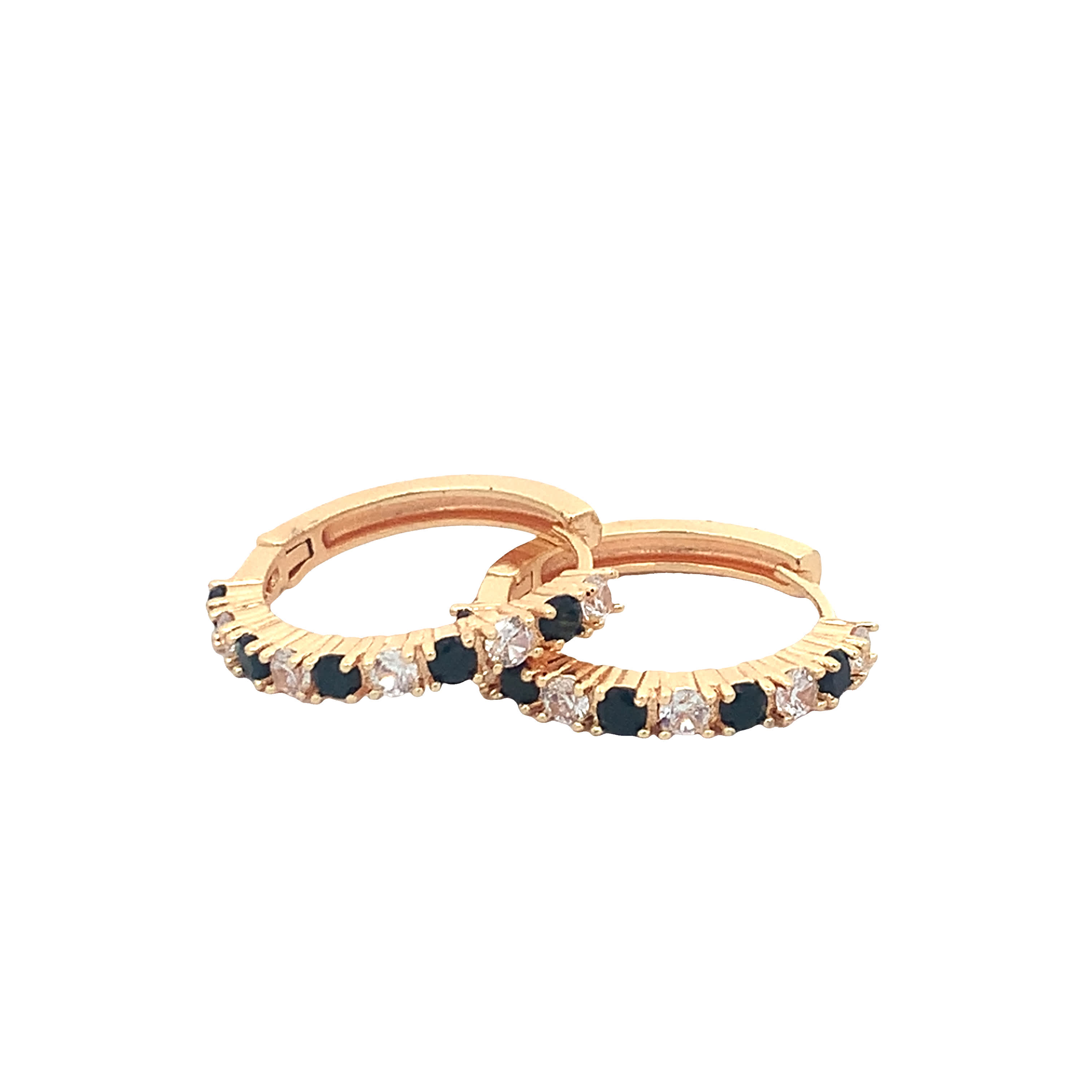 Kolczyki koła w kolorze żółtego złota z diamentami i akcentami onyksowymi