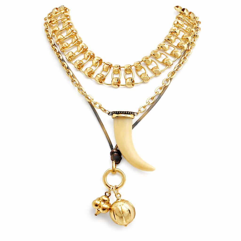 Naszyjnik w kolorze żółtego złota z wisiorkiem i warstwami